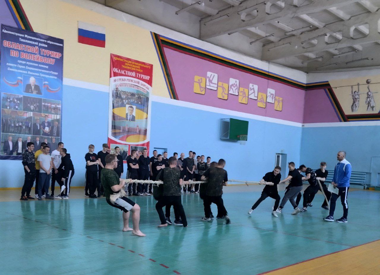 photo_5384276611672691544_y.jpg